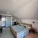 Prázdninový dům House Sara Ližnjan